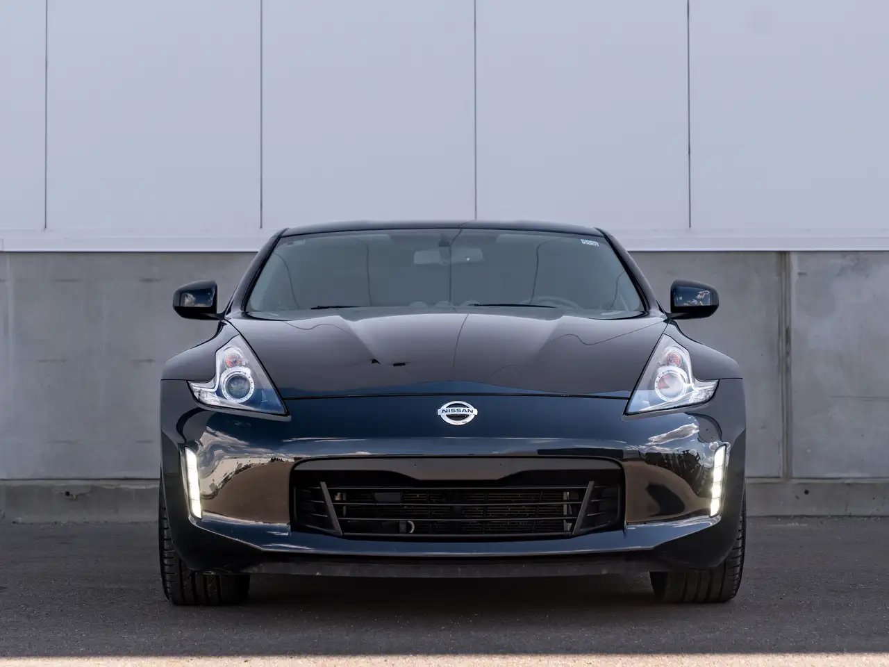 Nissan 370Z снимка Nissan 370Z