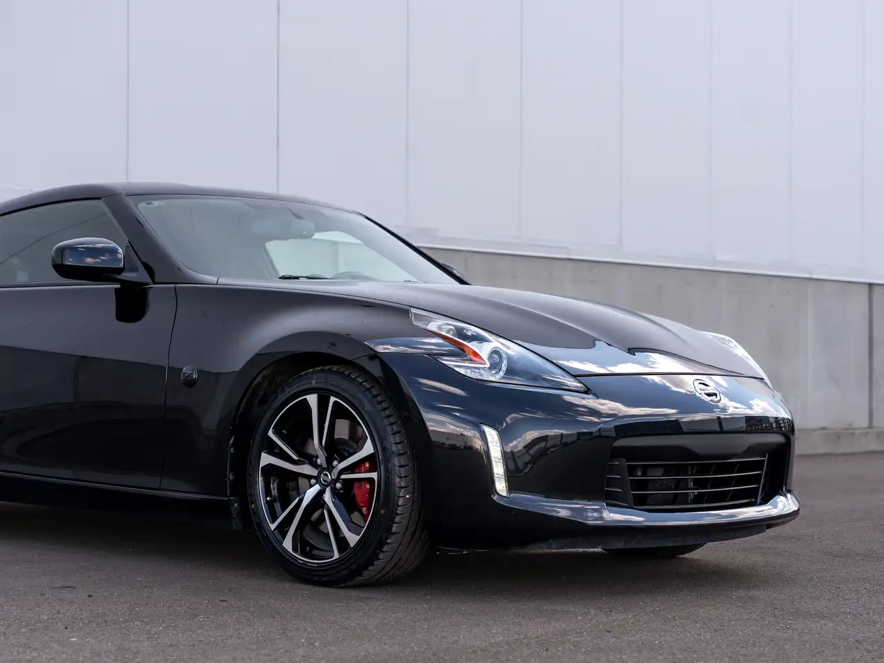 Nissan 370Z снимка Nissan 370Z