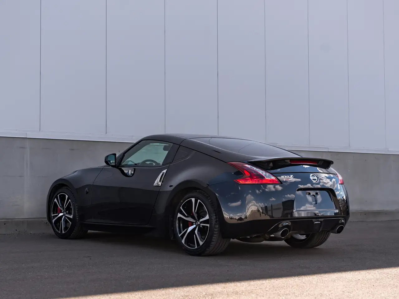 Nissan 370Z снимка Nissan 370Z