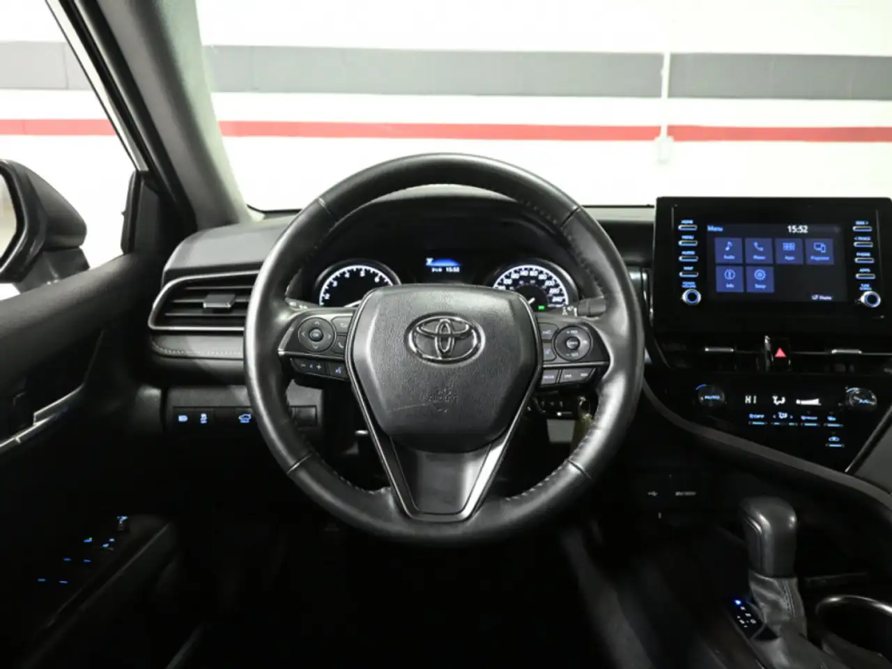 Toyota Camry снимка Toyota Camry