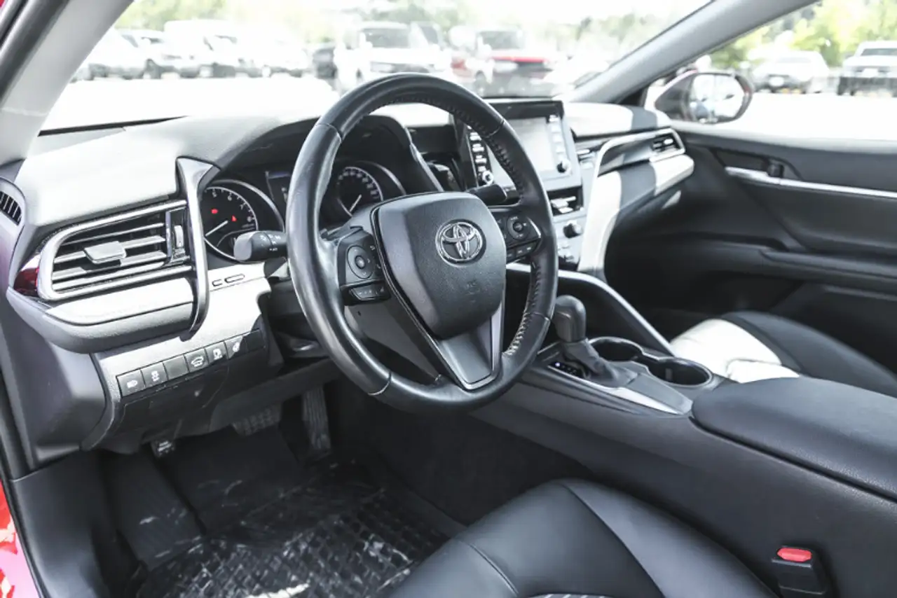 Toyota Camry снимка Toyota Camry