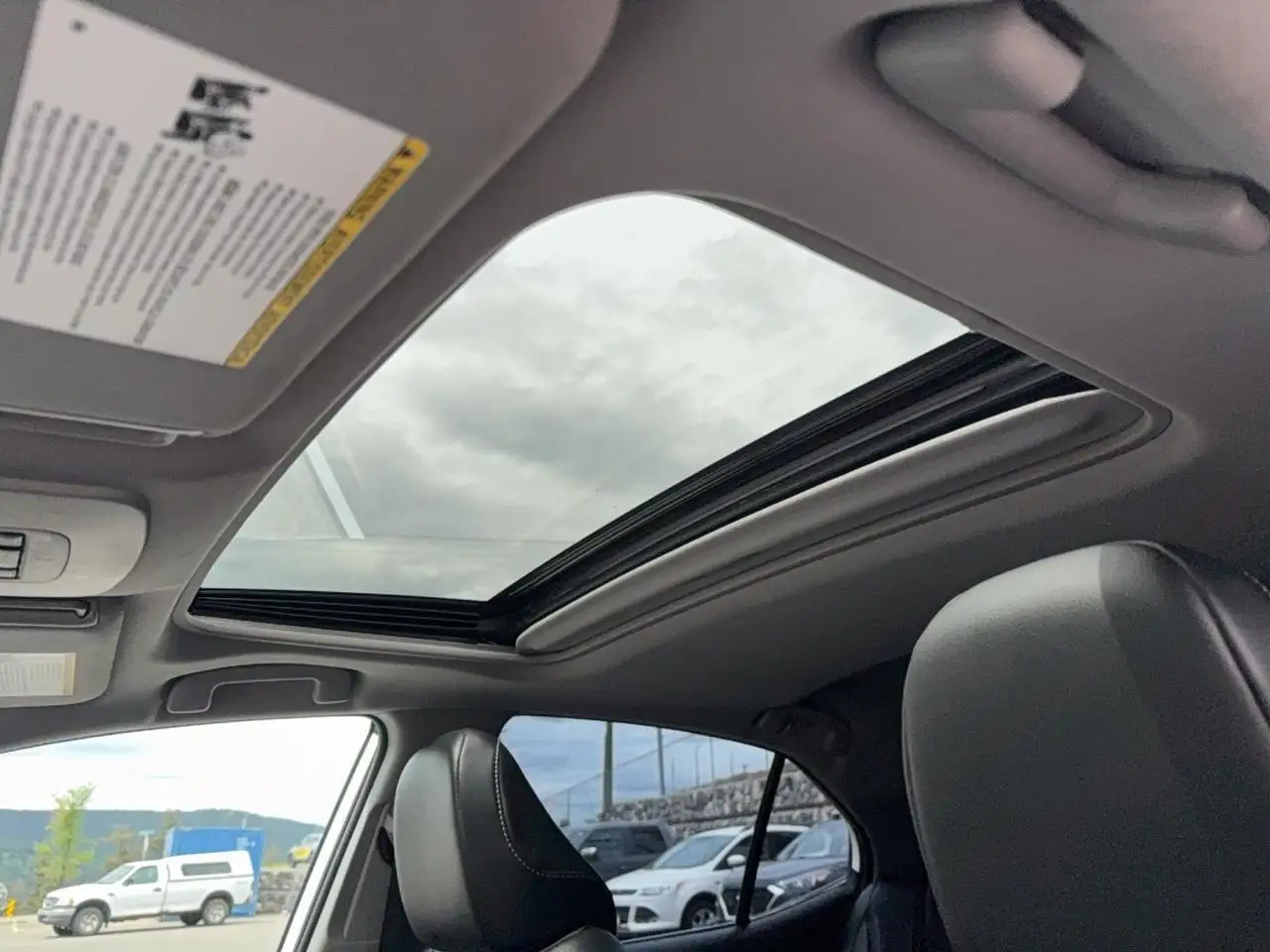 Toyota Camry снимка Toyota Camry