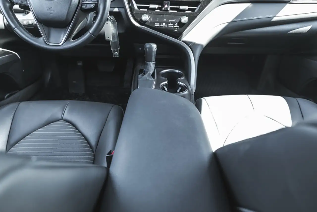 Toyota Camry снимка Toyota Camry