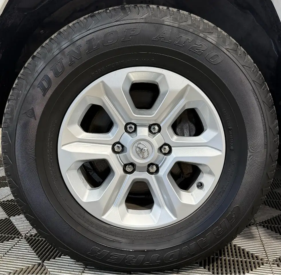 Toyota 4-Runner photo Toyota 4-Runner