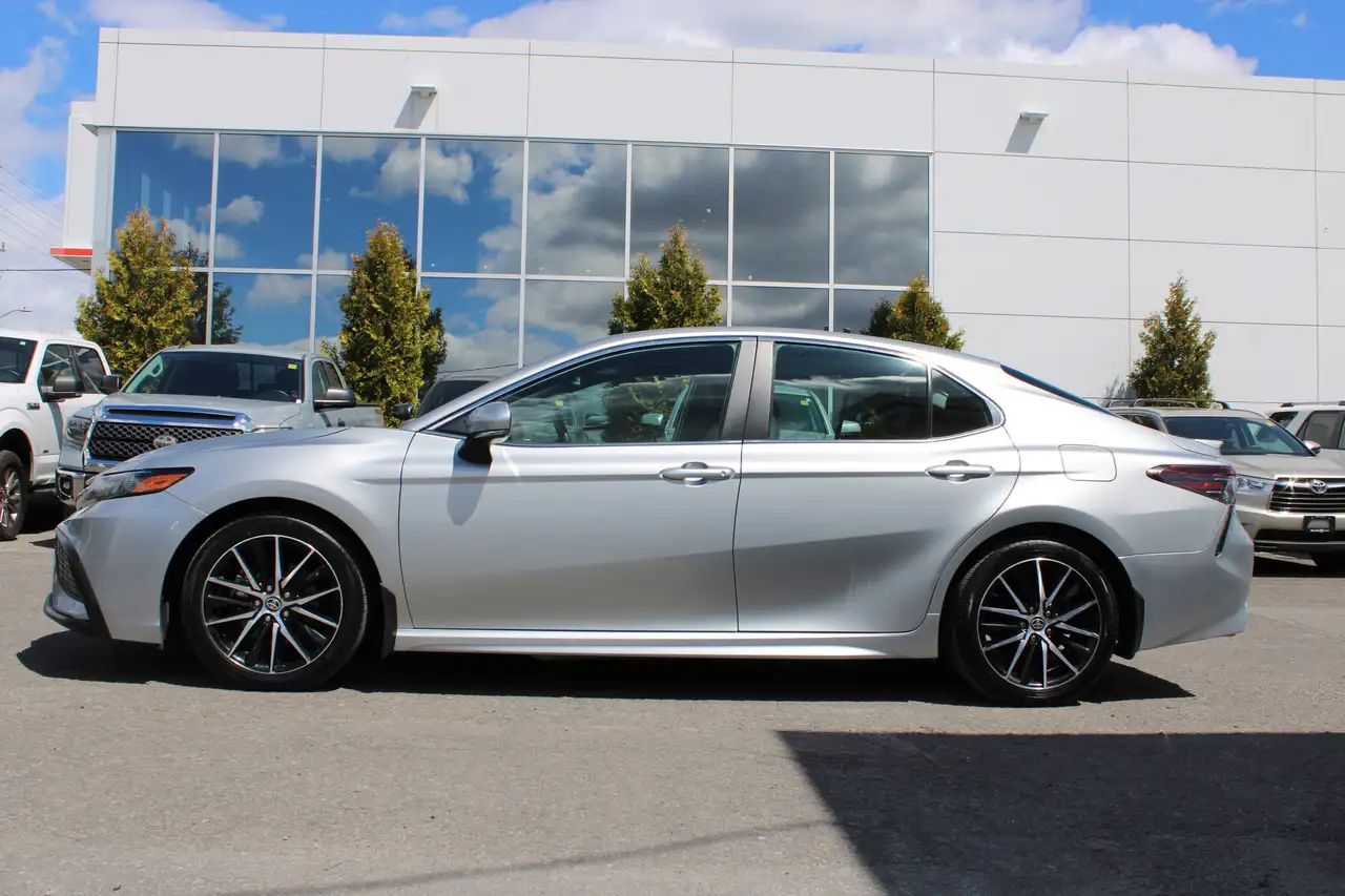 Toyota Camry снимка Toyota Camry