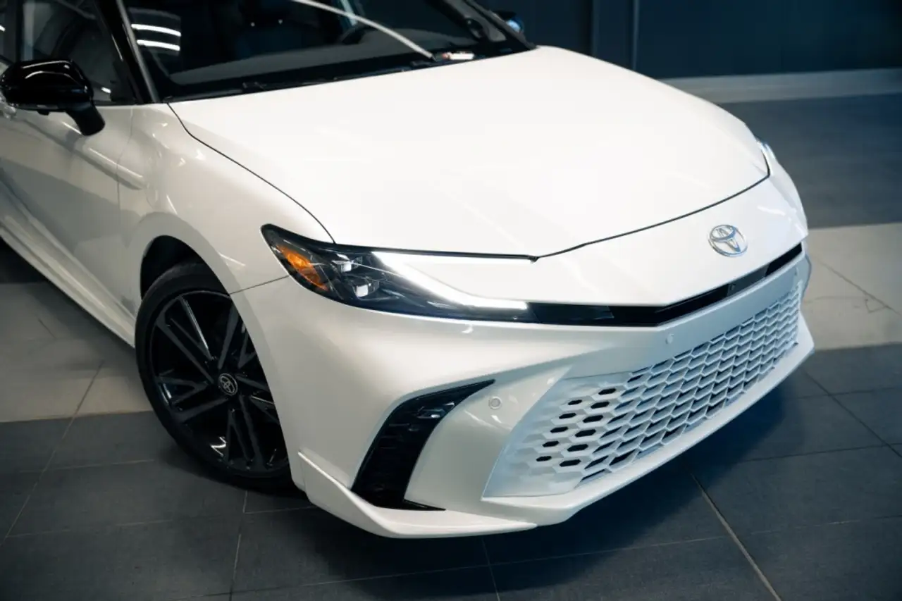 Toyota Camry снимка Toyota Camry