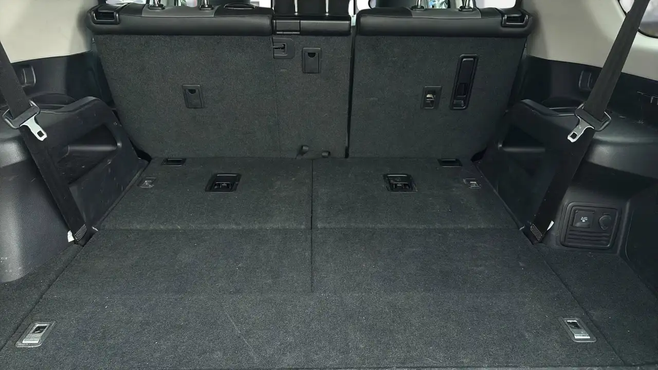 Toyota 4-Runner снимка Toyota 4-Runner