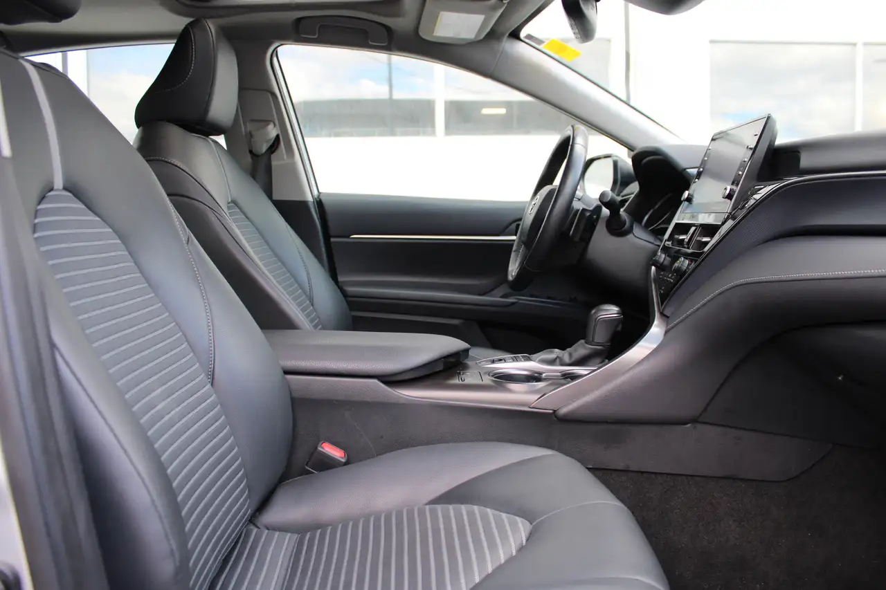 Toyota Camry снимка Toyota Camry