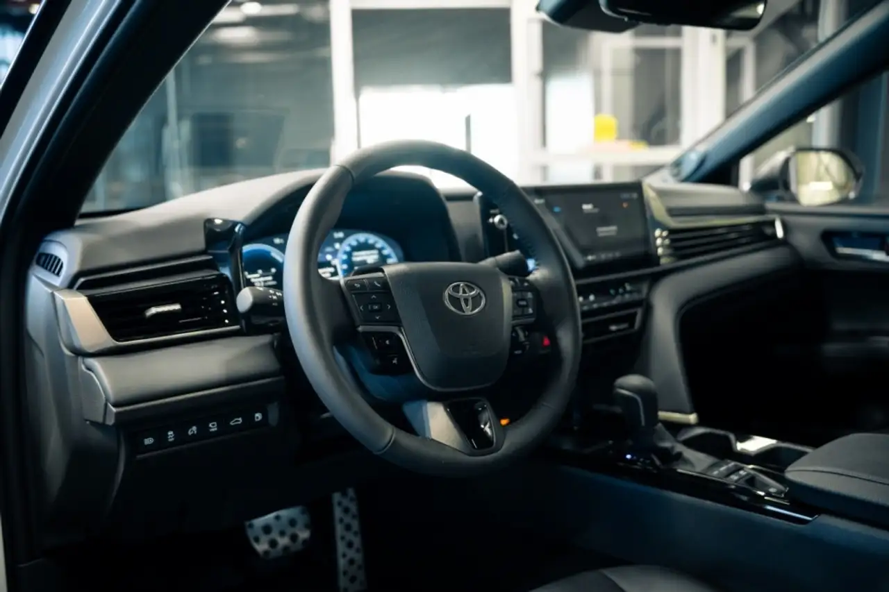 Toyota Camry снимка Toyota Camry