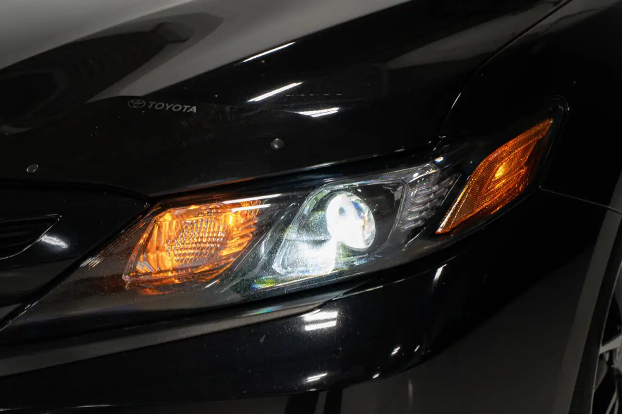 Toyota Camry снимка Toyota Camry