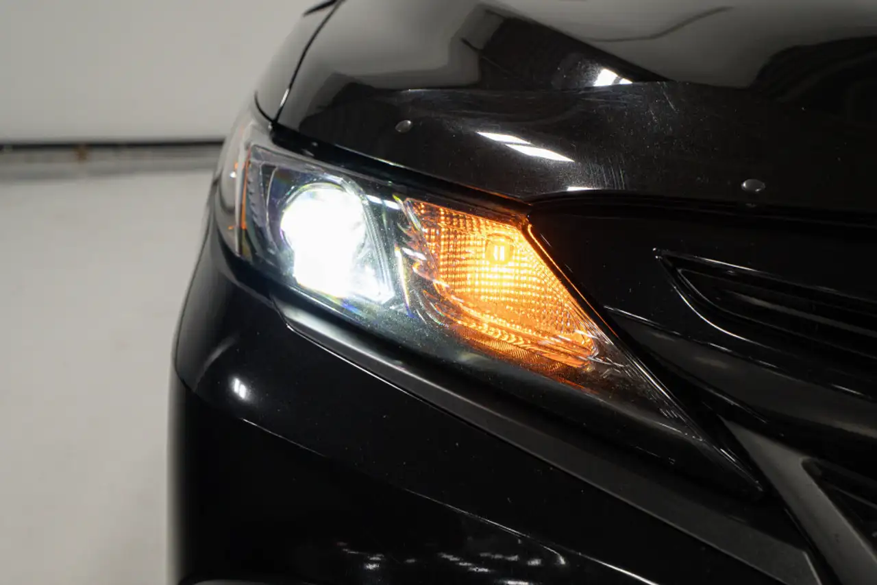 Toyota Camry снимка Toyota Camry