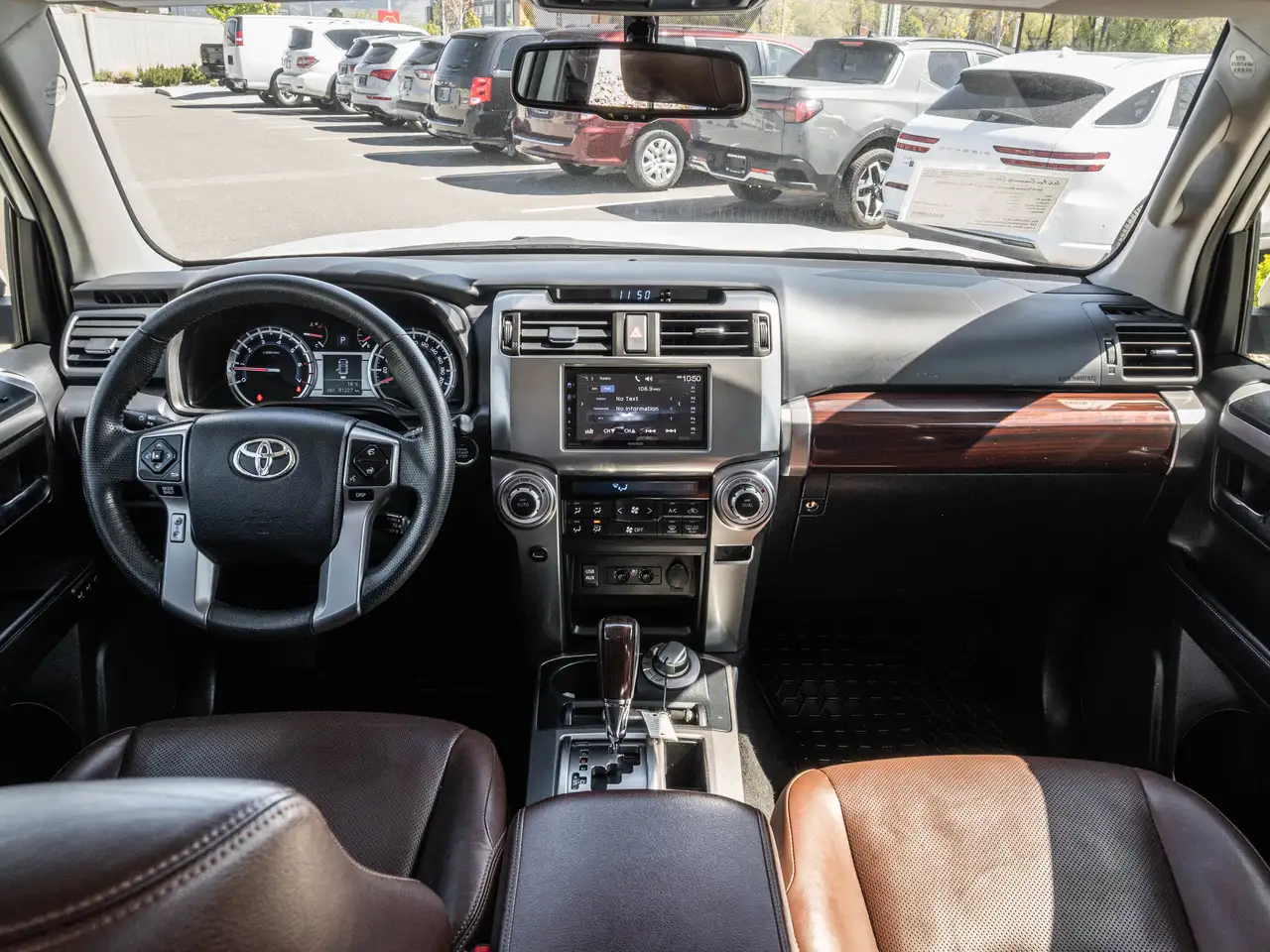 Toyota 4-Runner снимка Toyota 4-Runner