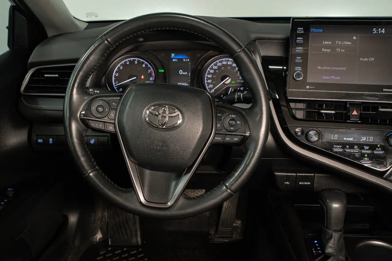 Toyota Camry снимка Toyota Camry