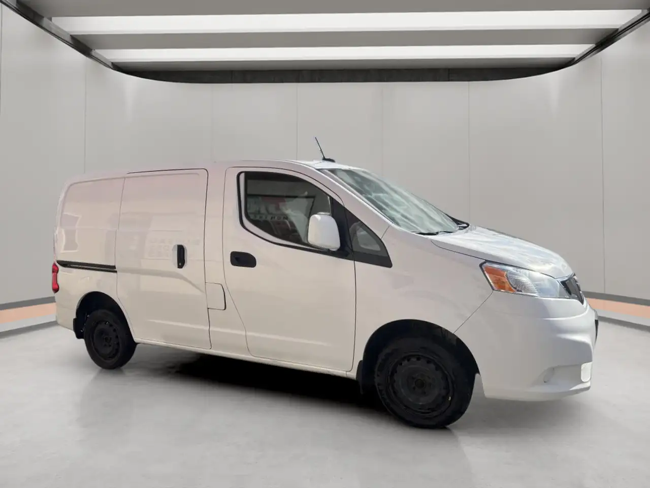 Nissan NV200 снимка Nissan NV200