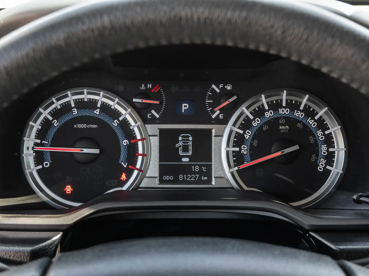 Toyota 4-Runner снимка Toyota 4-Runner