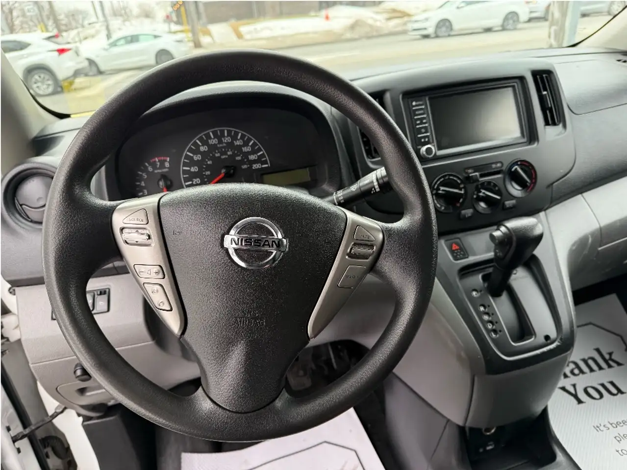 Nissan NV200 снимка Nissan NV200
