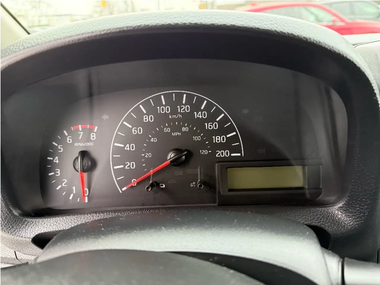 Nissan NV200 снимка Nissan NV200