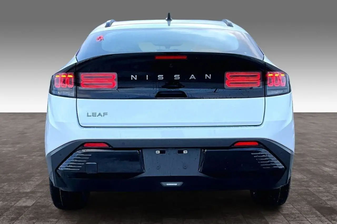 Nissan Leaf снимка Nissan Leaf