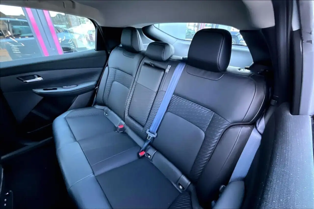 Nissan Leaf снимка Nissan Leaf