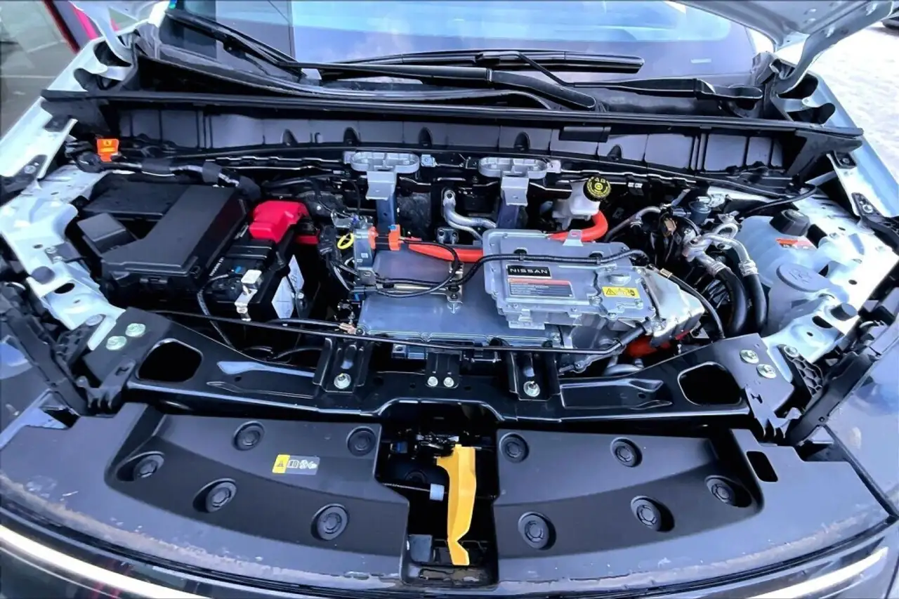 Nissan Leaf снимка Nissan Leaf