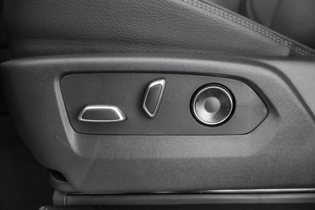 GMC Yukon снимка GMC Yukon