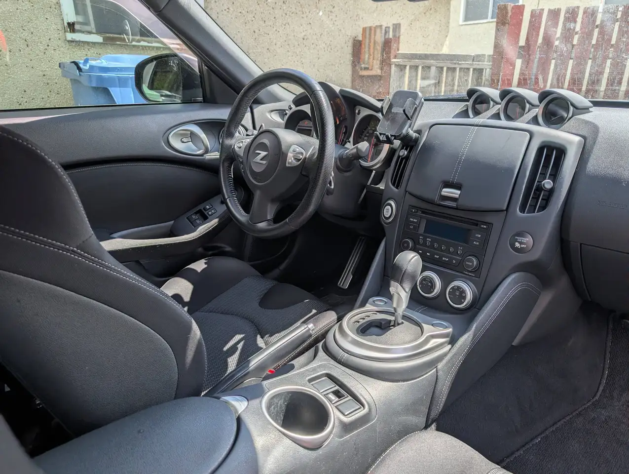 Nissan 370Z снимка Nissan 370Z