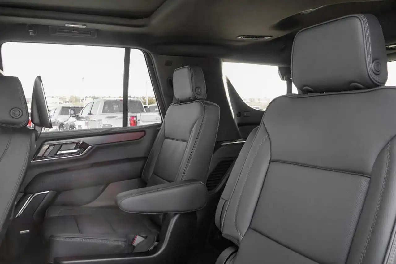 GMC Yukon снимка GMC Yukon