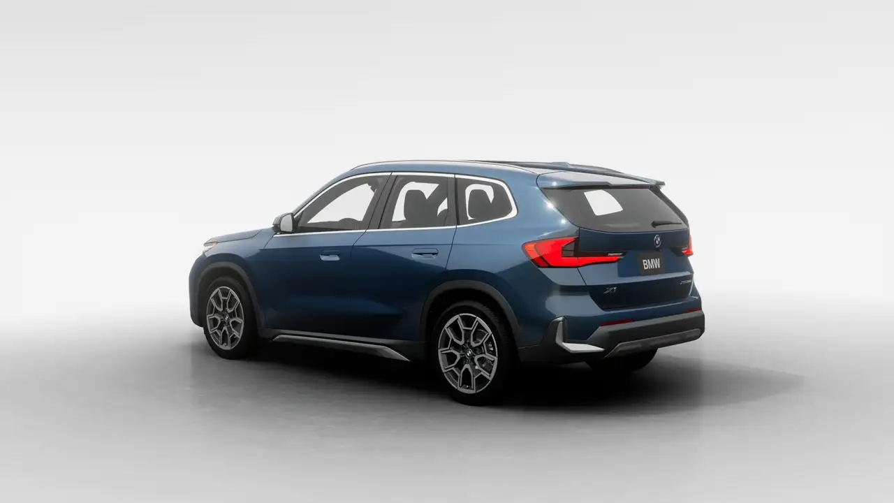 BMW X1 снимка BMW X1