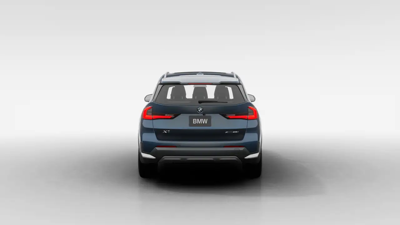 BMW X1 снимка BMW X1