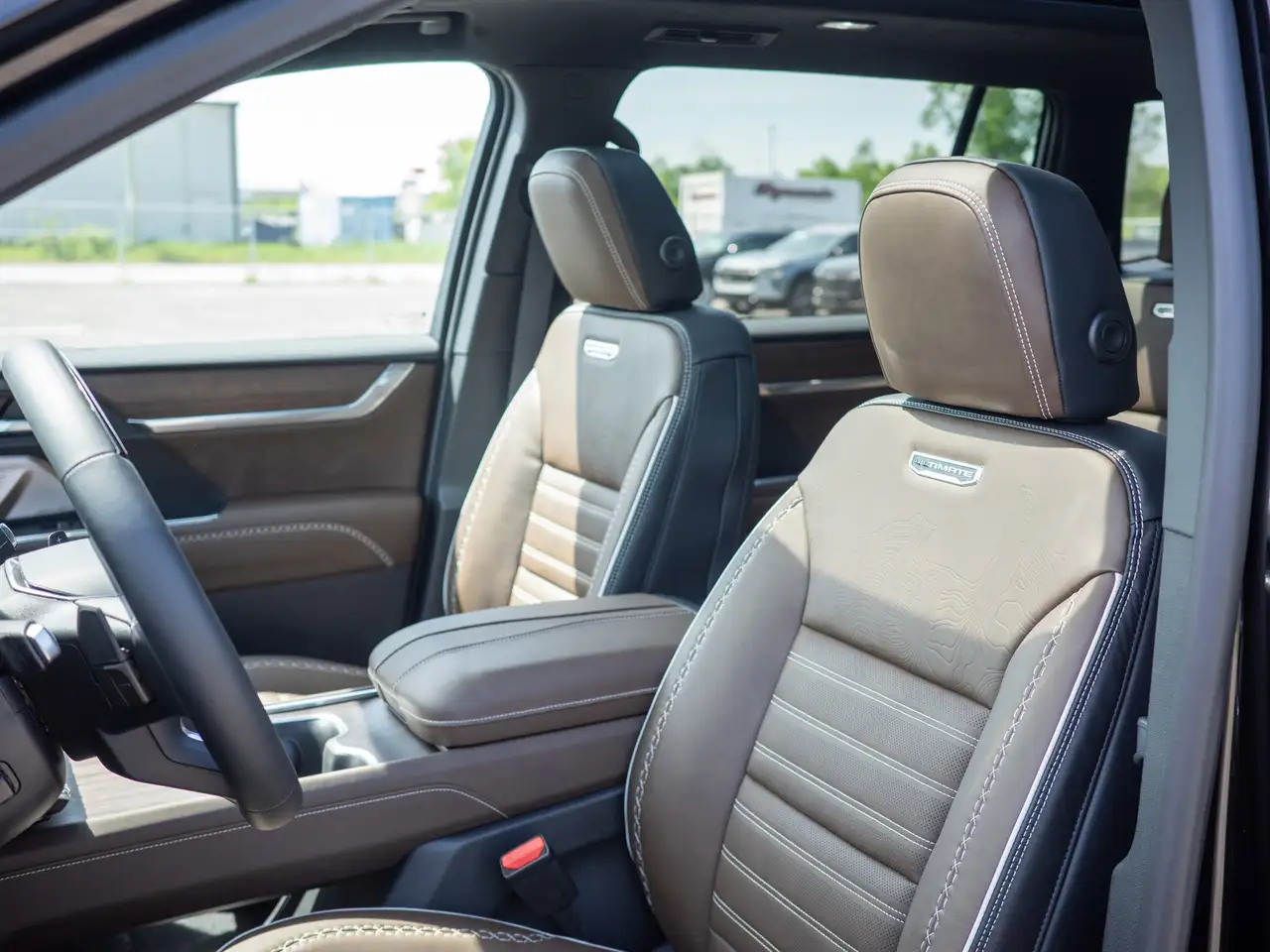 GMC Acadia снимка GMC Acadia