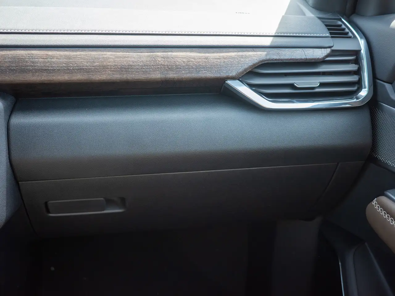 GMC Acadia снимка GMC Acadia