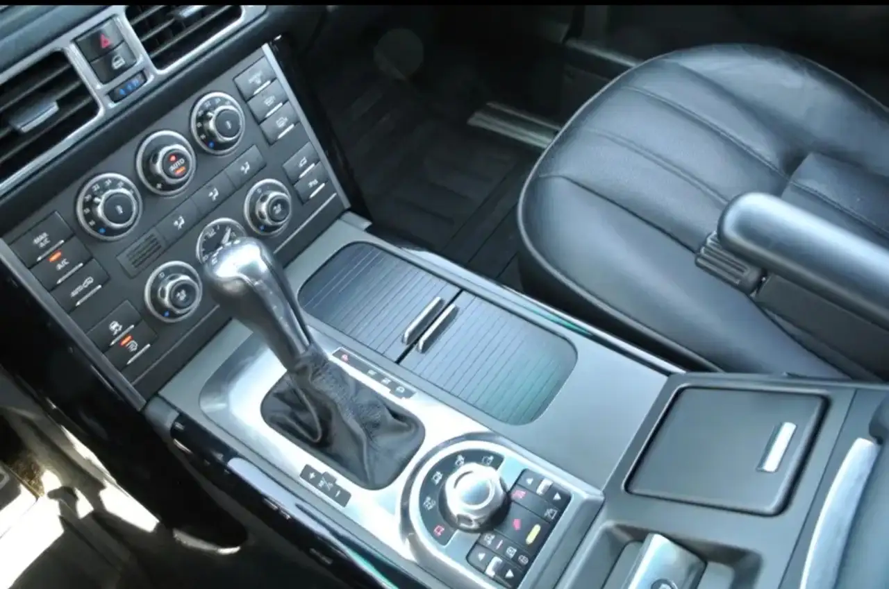 Land Rover Range Rover снимка Land Rover Range Rover