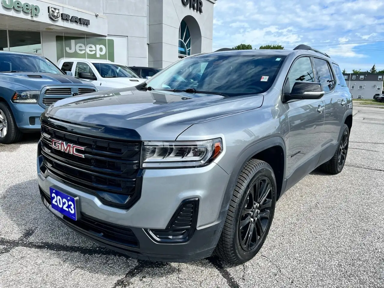 2023 GMC Acadia