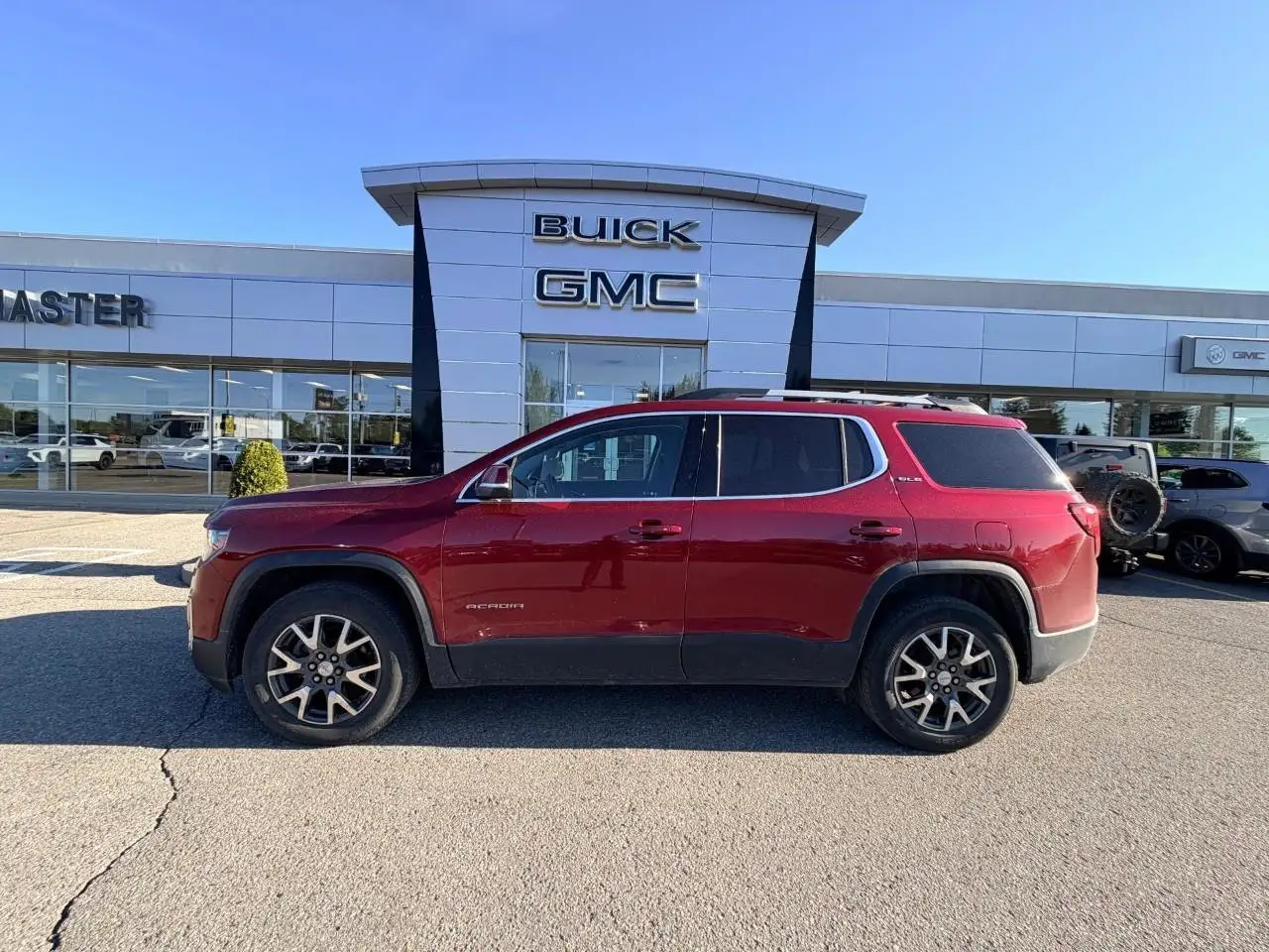GMC Acadia снимка GMC Acadia