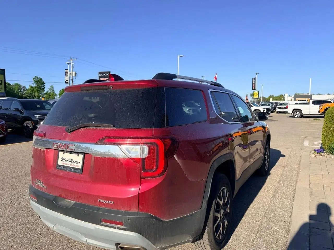 GMC Acadia снимка GMC Acadia