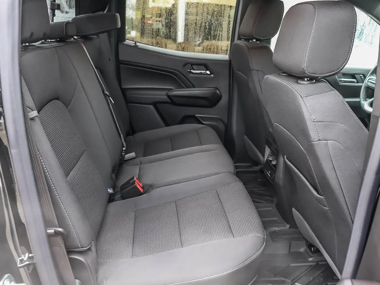 GMC Canyon снимка GMC Canyon