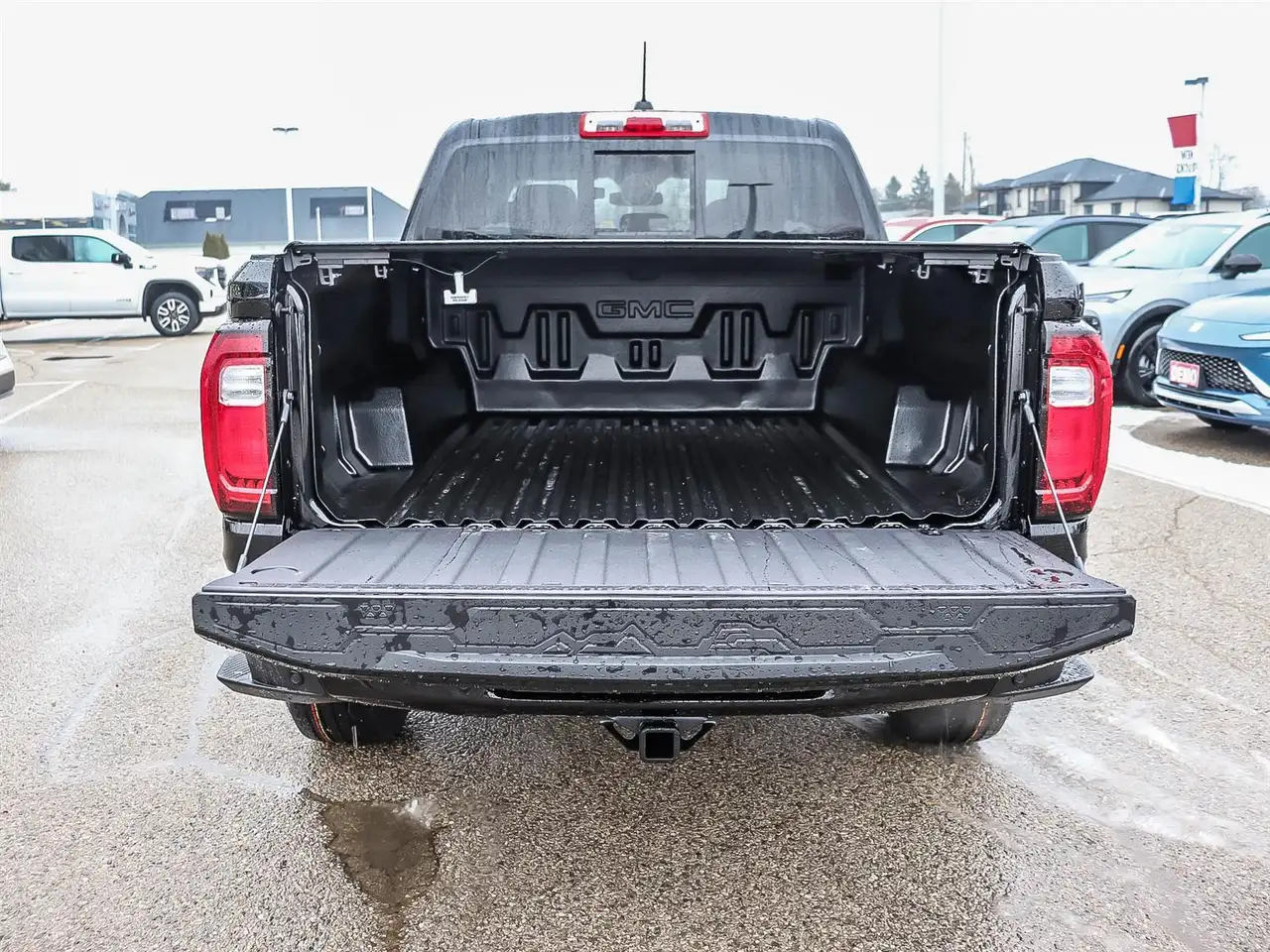 GMC Canyon снимка GMC Canyon
