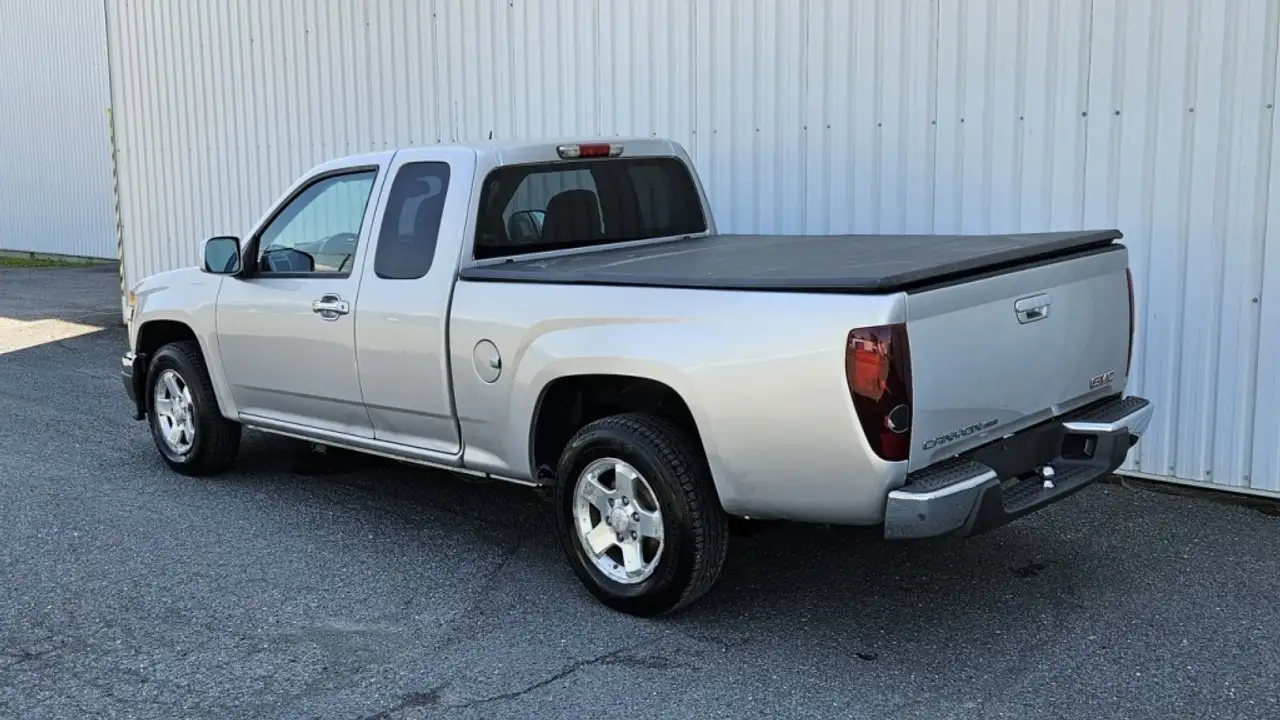 GMC Canyon снимка GMC Canyon