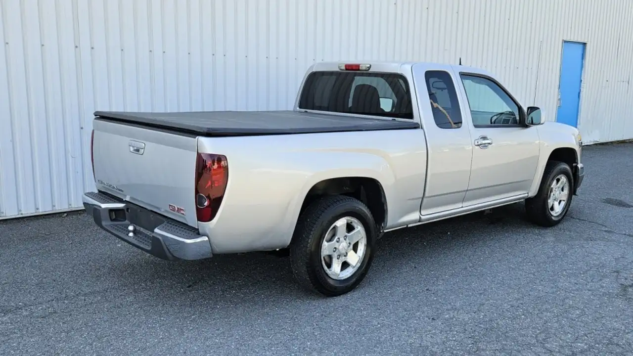 GMC Canyon снимка GMC Canyon