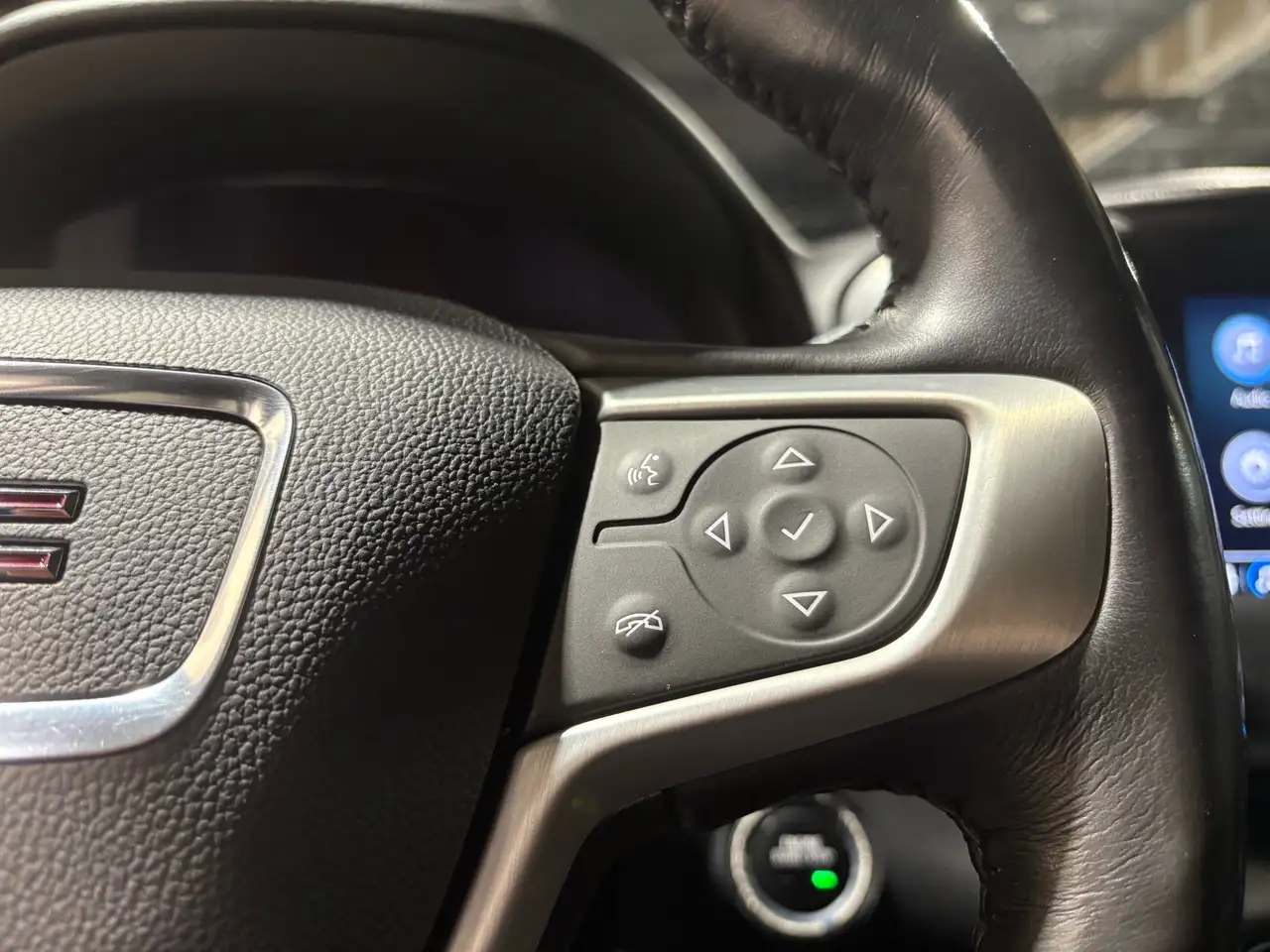 GMC Terrain photo GMC Terrain
