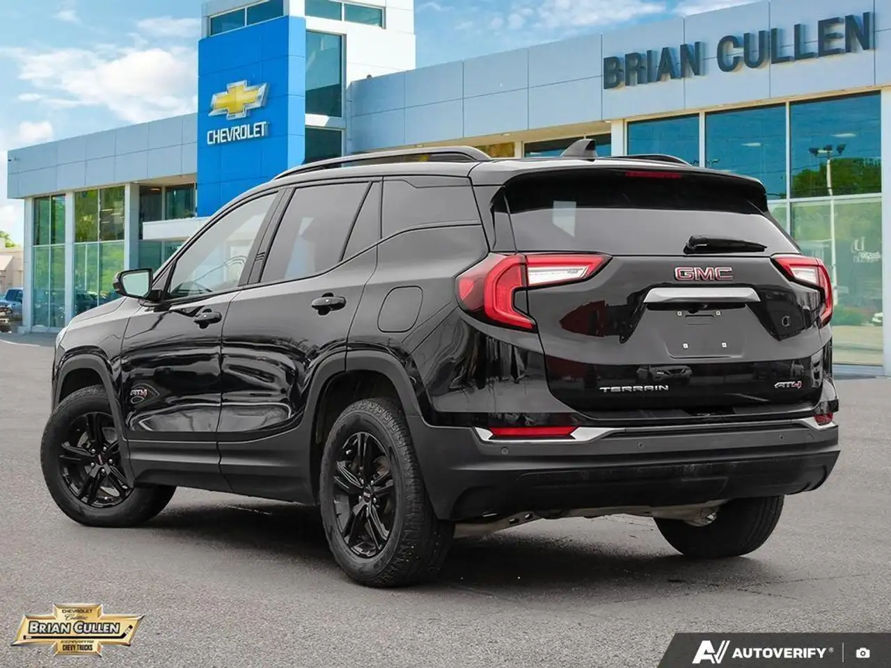 GMC Terrain photo GMC Terrain