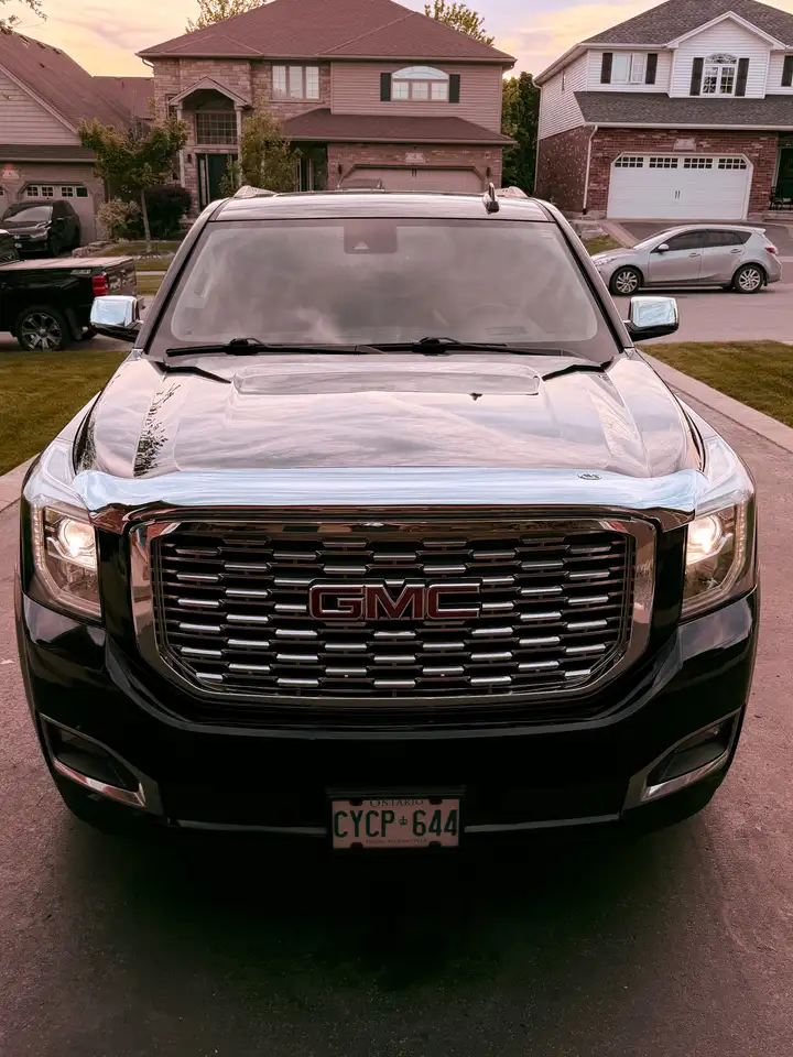 GMC Yukon fotografie GMC Yukon