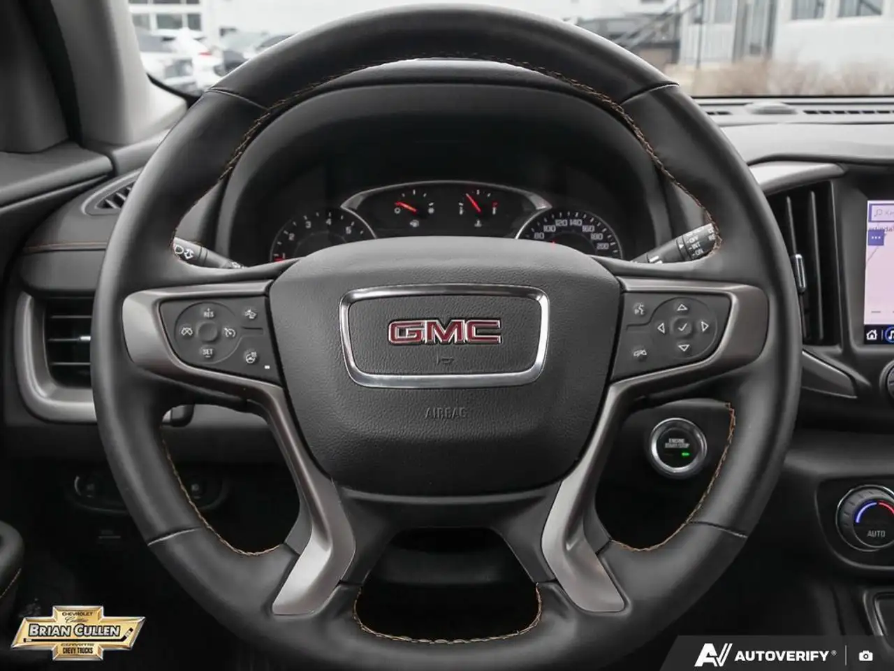 GMC Terrain photo GMC Terrain