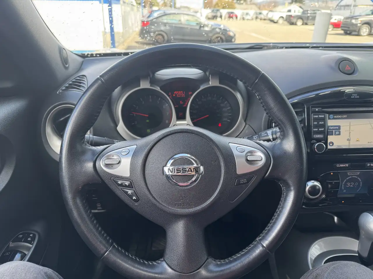 Nissan Juke снимка Nissan Juke