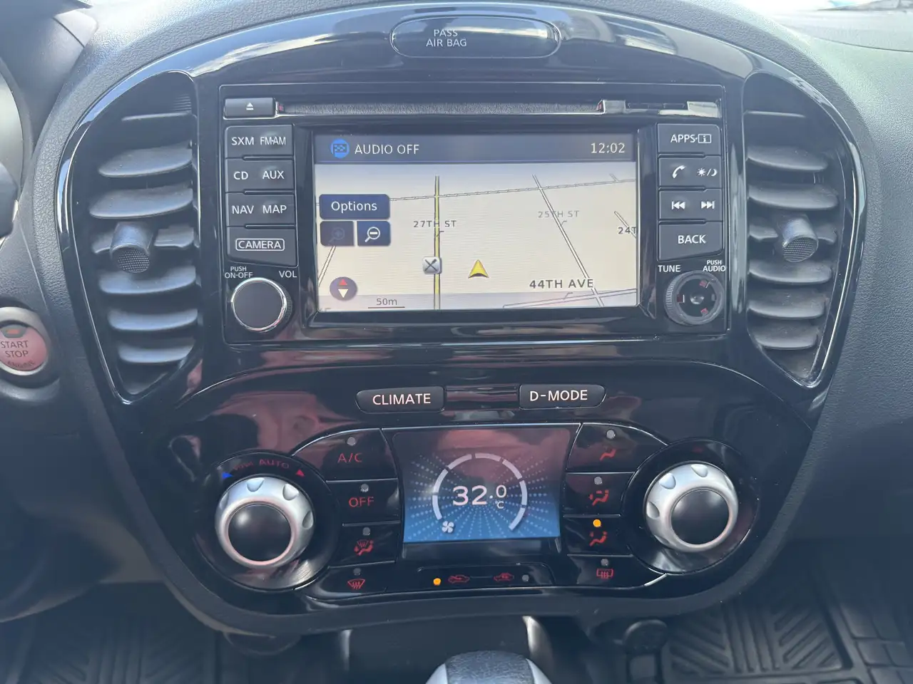Nissan Juke снимка Nissan Juke