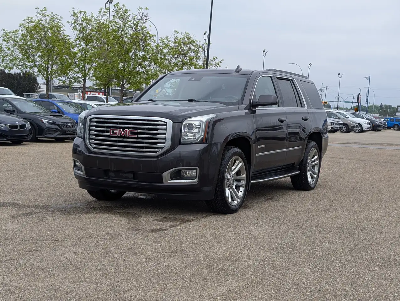 GMC Yukon снимка GMC Yukon