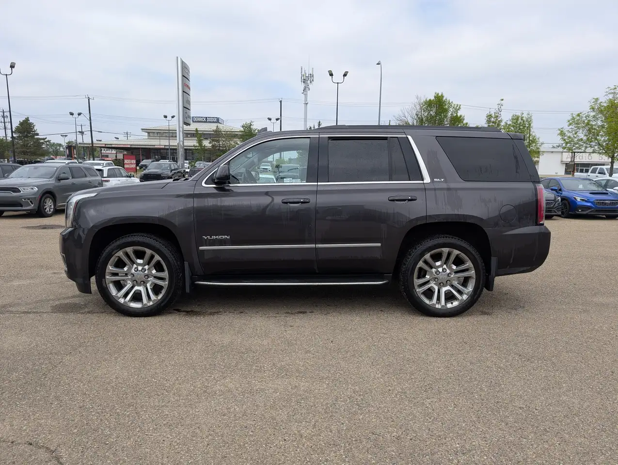 GMC Yukon снимка GMC Yukon