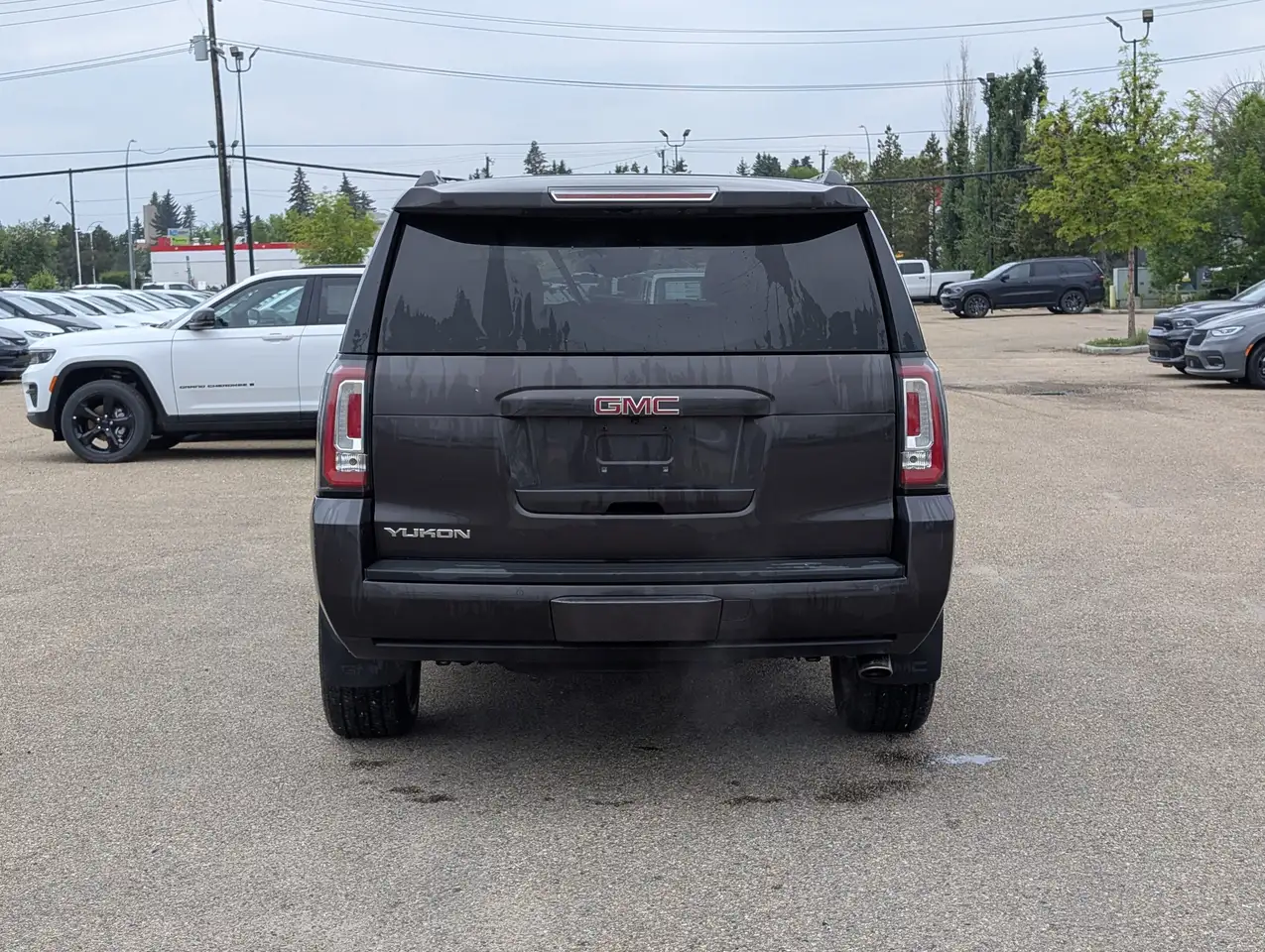 GMC Yukon снимка GMC Yukon