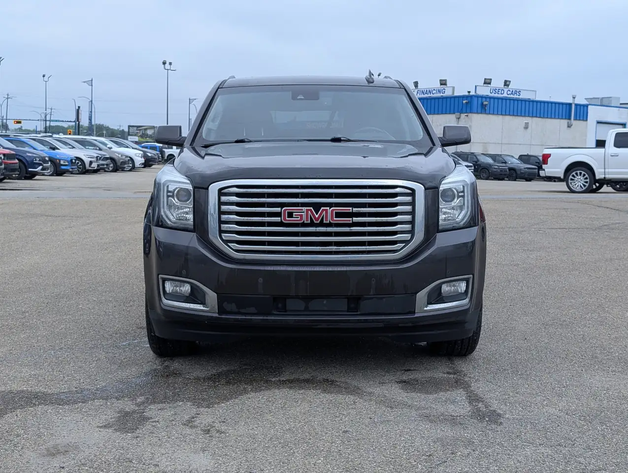 GMC Yukon снимка GMC Yukon