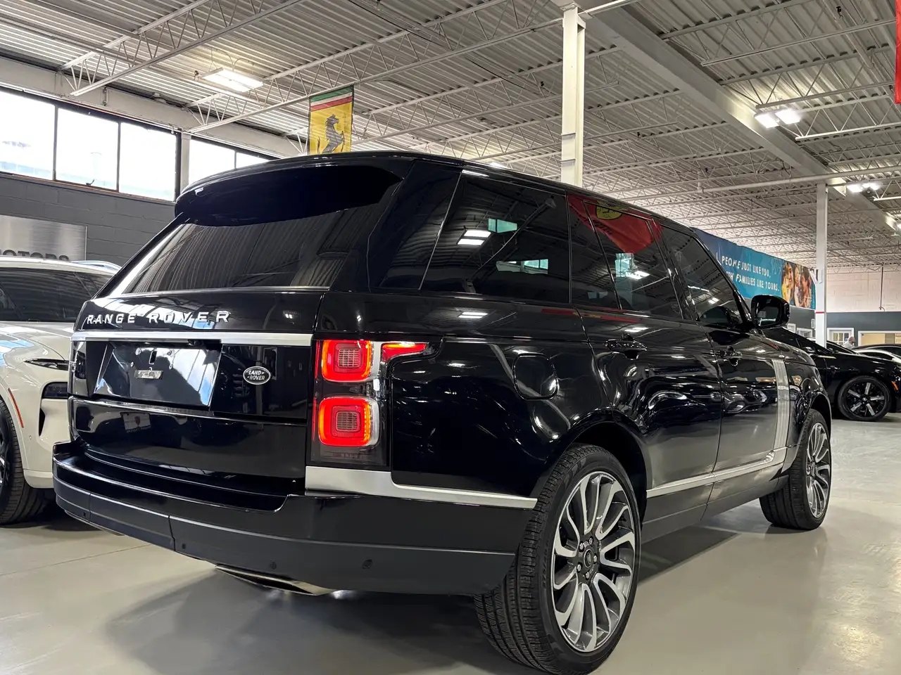 Land Rover Range Rover снимка Land Rover Range Rover